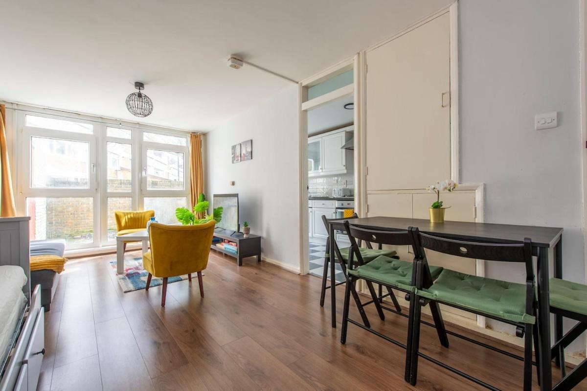 Lovely 2-Bed 20 Mins To Central 伦敦 外观 照片