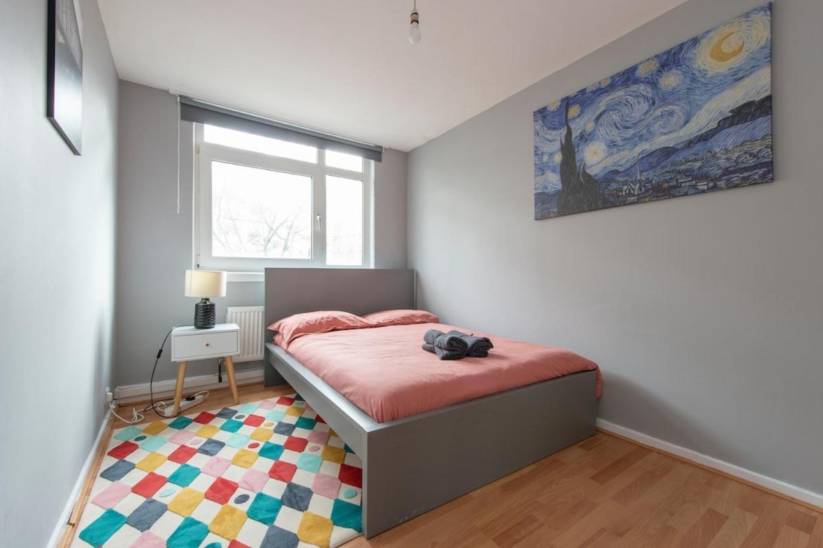 Lovely 2-Bed 20 Mins To Central 伦敦 外观 照片