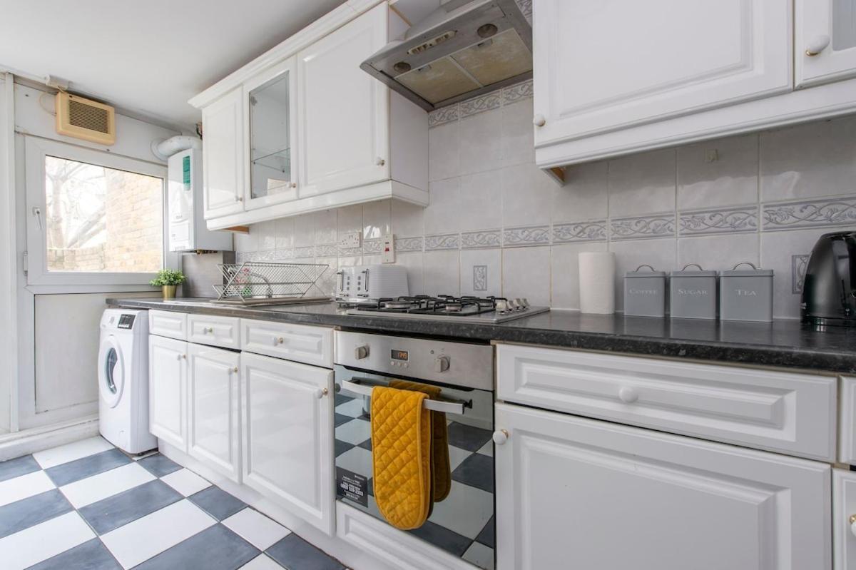 Lovely 2-Bed 20 Mins To Central 伦敦 外观 照片