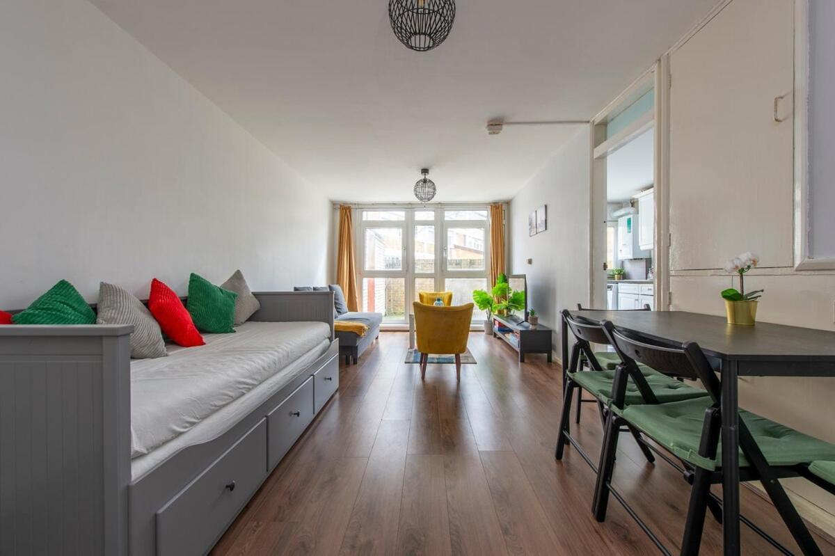 Lovely 2-Bed 20 Mins To Central 伦敦 外观 照片